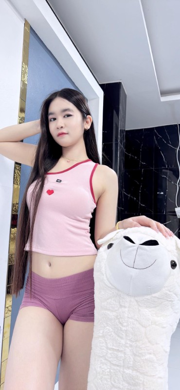 Phitchaya 9