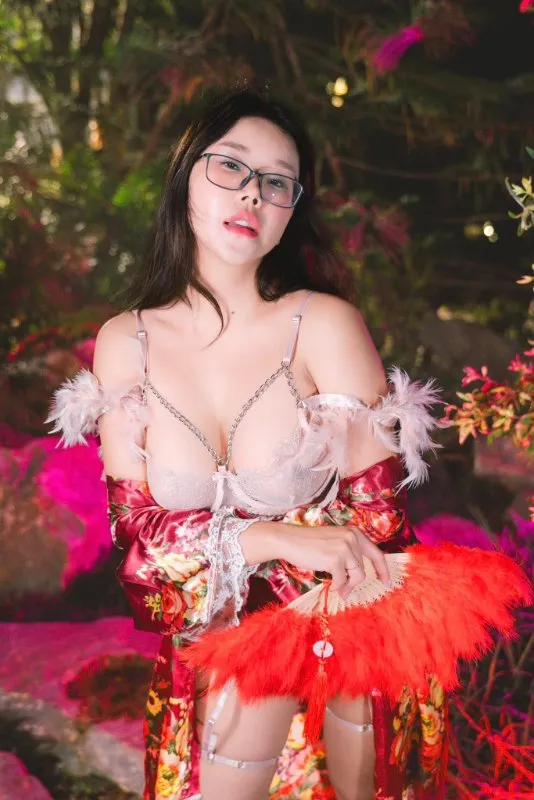 Noolyolo vk แจกวาร์ป นุ๊ก ปนิสรา สาวแว่น เบอร์ต้น งานดี เอวหวาน 18+ 17